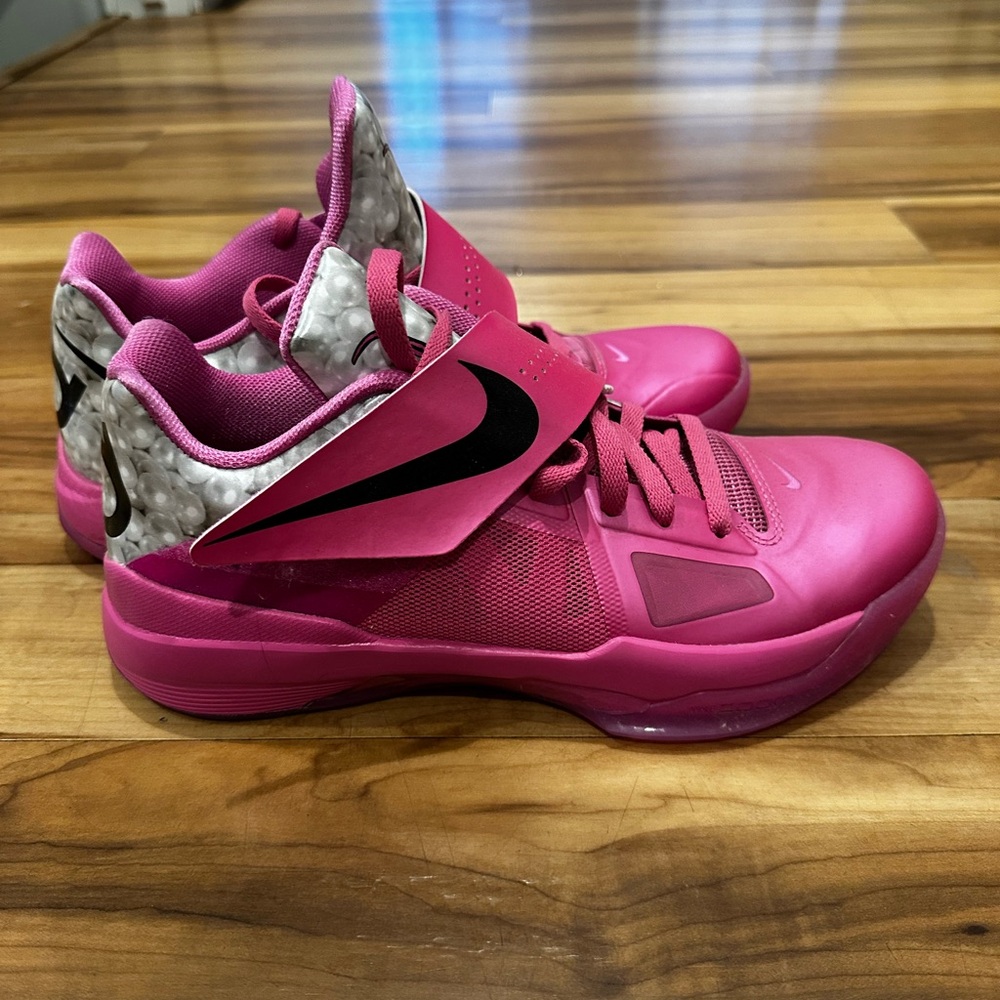 Nike Pink Basketball Shoes